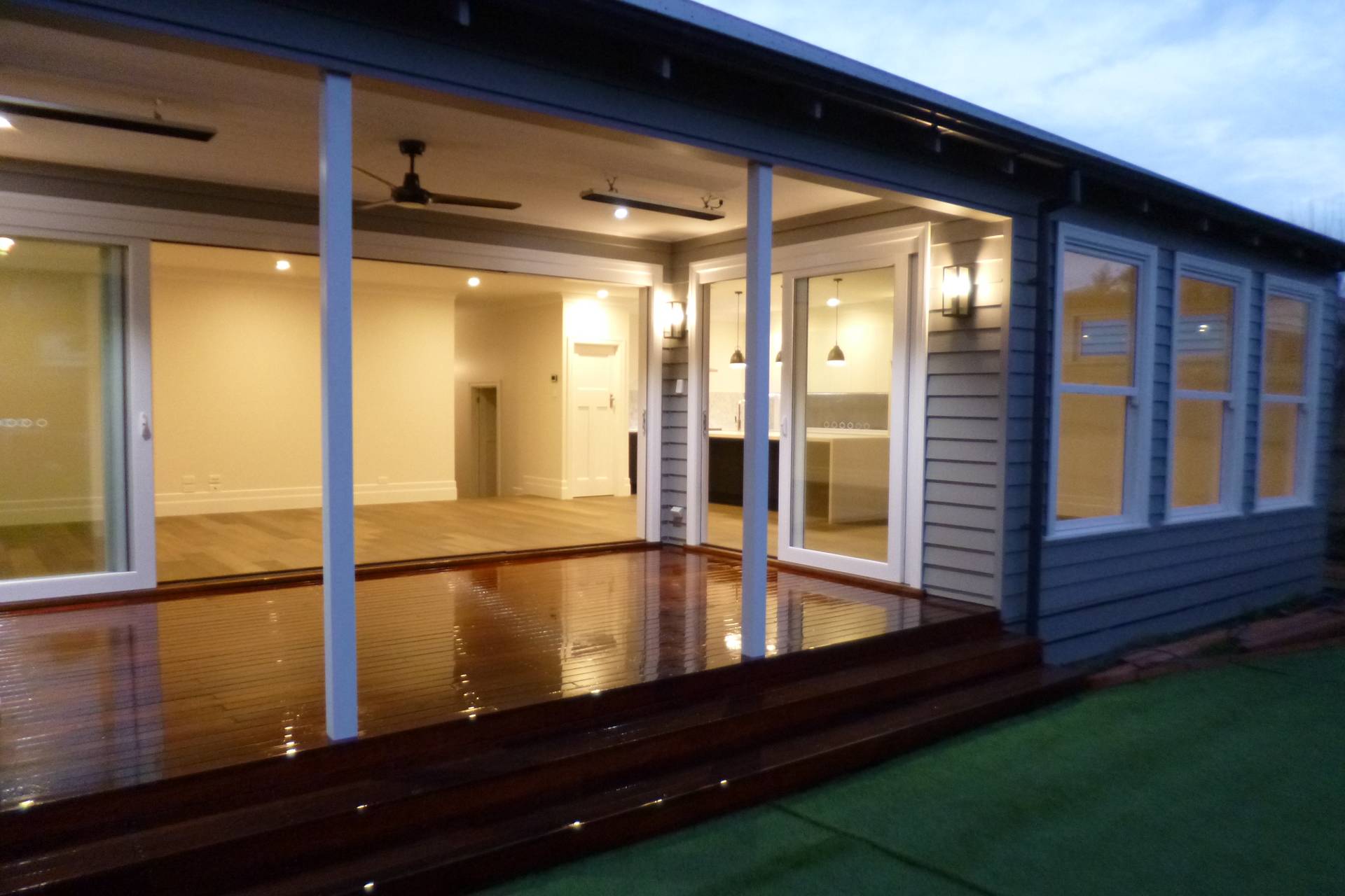 House addition with split floor levels in Melbourne